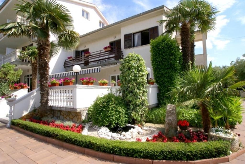 Guest House Katarina Malinska Luaran gambar