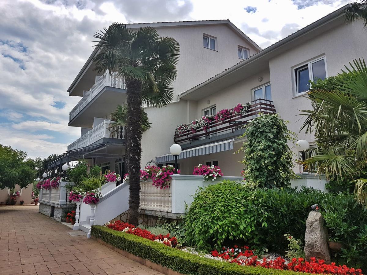 Guest House Katarina Malinska Luaran gambar